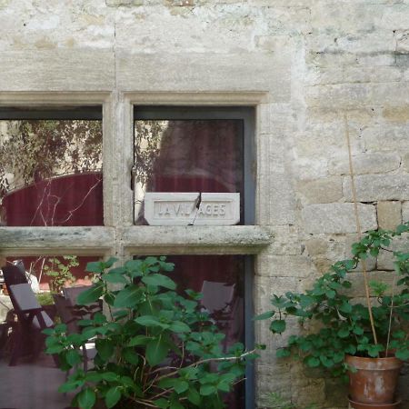 La Villages Chambres D'Hotes Vallabrègues Exteriör bild