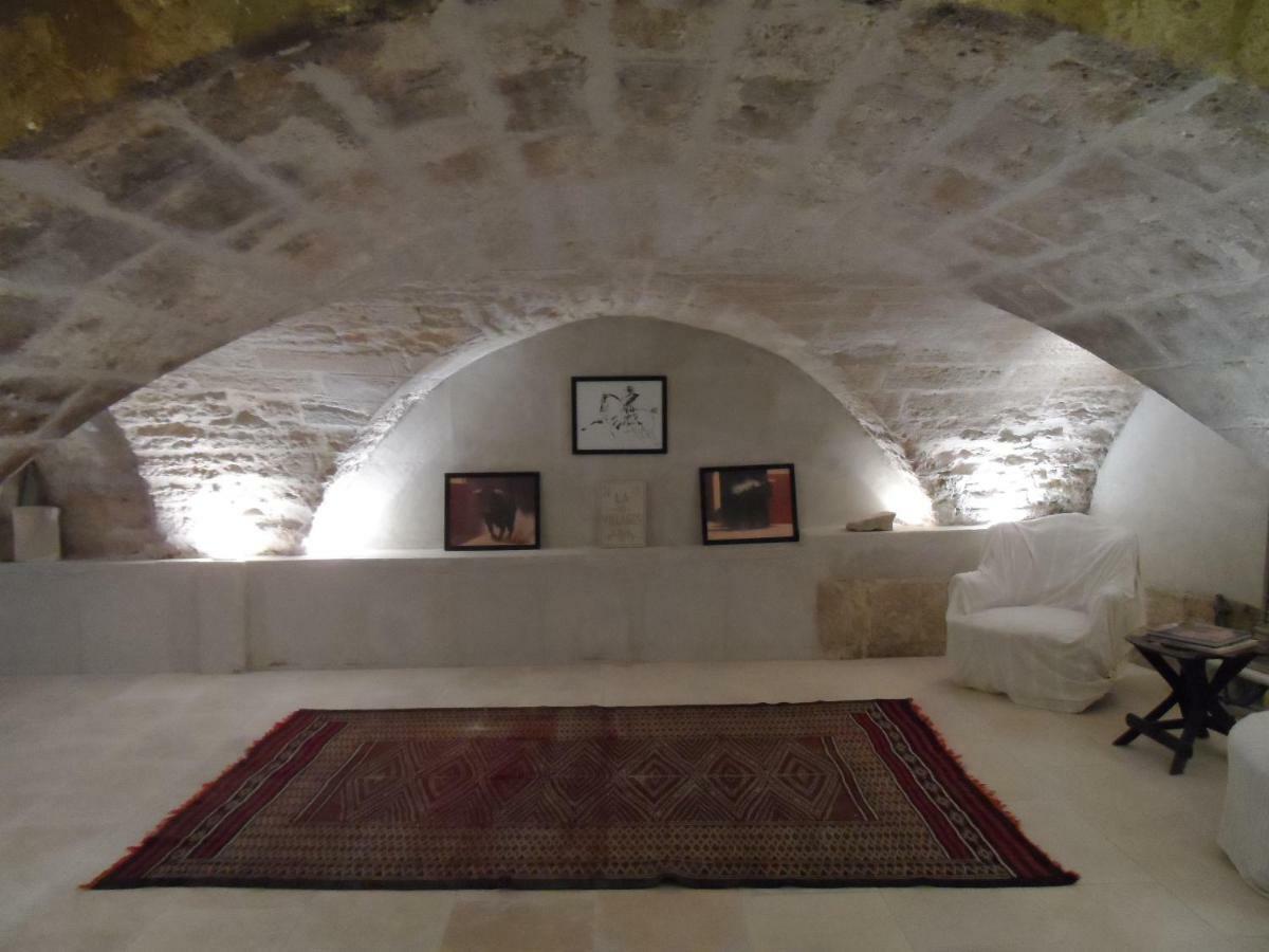 La Villages Chambres D'Hotes Vallabrègues Exteriör bild
